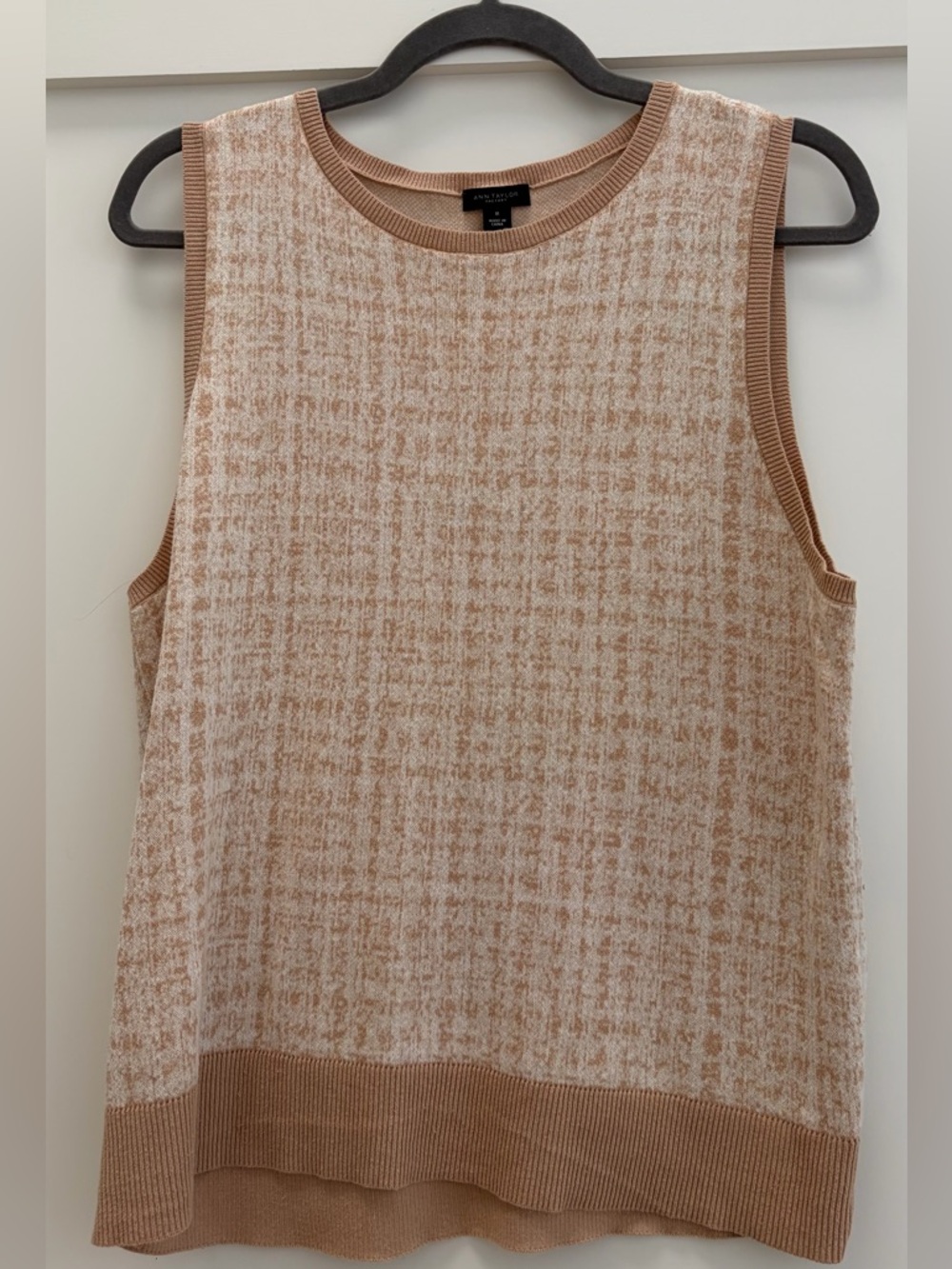 Ann Taylor Factory Tan and Cream Knit Sleeveless Tank